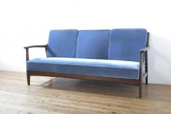 イギリスアンティーク　マホガニー材　イエローカラーのファブリックが空間を華やかに彩るサロンチェア(1人掛けソファ、一人掛けソファ、1P、ラウンジチェア、アームチェア、イージーチェア、椅子、イス)(R-063254)