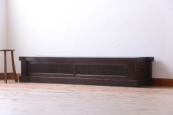 和製アンティーク　天板リメイク　脚付きリメイク　使いやすく生まれ変わる総桐箪笥サイドボード(観音開き時代箪笥、サイドチェスト、引き出し、収納箪笥、時代箪笥)(R-066163)