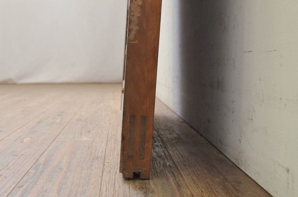 アンティーク建具　檜(ヒノキ)材一枚板　日本風情を感じさせる重厚な引き戸1枚(蔵戸、板戸、玄関戸)(R-071628)