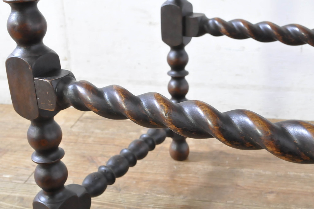 イギリスアンティーク　オーク材　凝った作りの挽物脚が魅力的なラタンスツール(サイドテーブル、椅子、イス、チェア、英国)(R-065836)