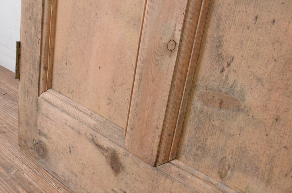 イギリスアンティーク!　ペイント仕上げ限定!　ステンドグラス入りのシンプルなドア1枚(英国、玄関ドア、玄関扉、建具)(R-064961)