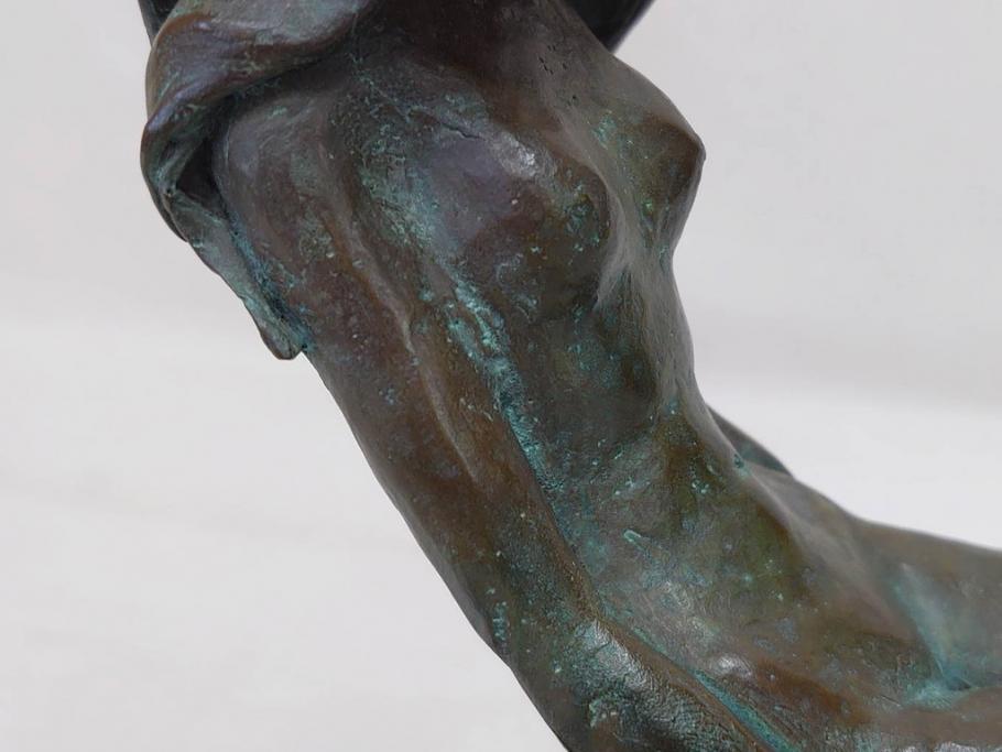 彫刻家　堤直美　「そよ風」　柔らかな風が感じられる気品漂うブロンズ像(Naomi Tsutsumi、オブジェ、女性像、置物)(R-073838)