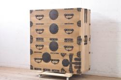 中古　美品!!　maruni(マルニ木工)　高級ライン ブリタニアシリーズ　サイドボード135　上品な佇まいが美しいサイドボード(サイドキャビネット、収納棚、戸棚、飾り棚、引き出し)(定価約100万円)(R-074535)