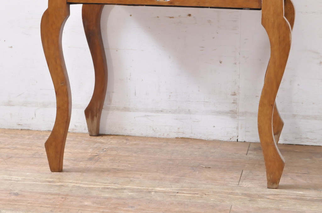 イギリスアンティーク　本革(レザー)　ちょっとした収納付きが便利!!優美な佇まいが美しいスツール(オットマン、椅子、イス、チェア、1人掛け、1P、英国)(R-065918)