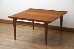 中古　天童木工　温もりのある風合いが魅力の小振りなラウンドテーブル(サイドテーブル、カフェテーブル)(2)