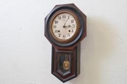 和製アンティーク　昭和レトロ　古い木味が魅力の掛け時計(柱時計、古時計、八角時計、振り子時計)(R-072440)