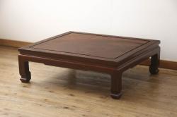 中古　希少な廃盤品　コンランショップ　ユニークなデザインが目を惹く変わり型のローテーブル(作業台、裁ち板、飾り台、花台、座卓)(R-059181)