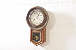 アンティーク時計　ドイツ製　JUNGHANS(ユンハンス)社　黒柿材　クラシカルな意匠が目を惹く掛け時計(振り子時計、柱時計、古時計)(R-072444)