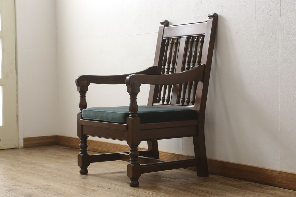 中古　美品　松本民芸家具　洋館に似合う佇まいのD型布張り椅子(ベンチ、アームチェア、1人掛けソファ)(R-056430)