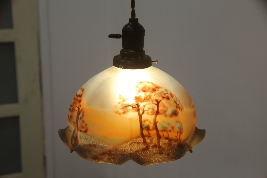 フランスアンティーク　ノスタルジックな雰囲気を醸し出す絵画のようなペンダントライト(吊り下げ照明、天井照明、シェード)(R-073087)