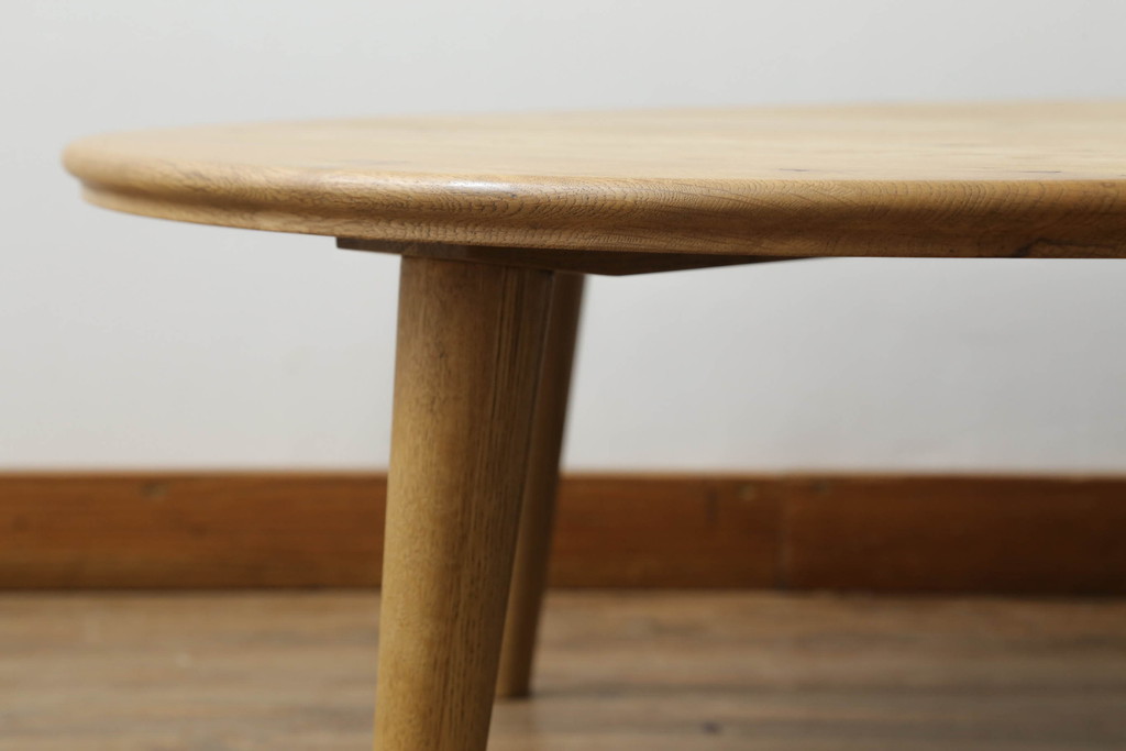 中古　シンプルなデザインが取り入れやすい丸テーブル(座卓、ローテーブル、センターテーブル)(R-071190)