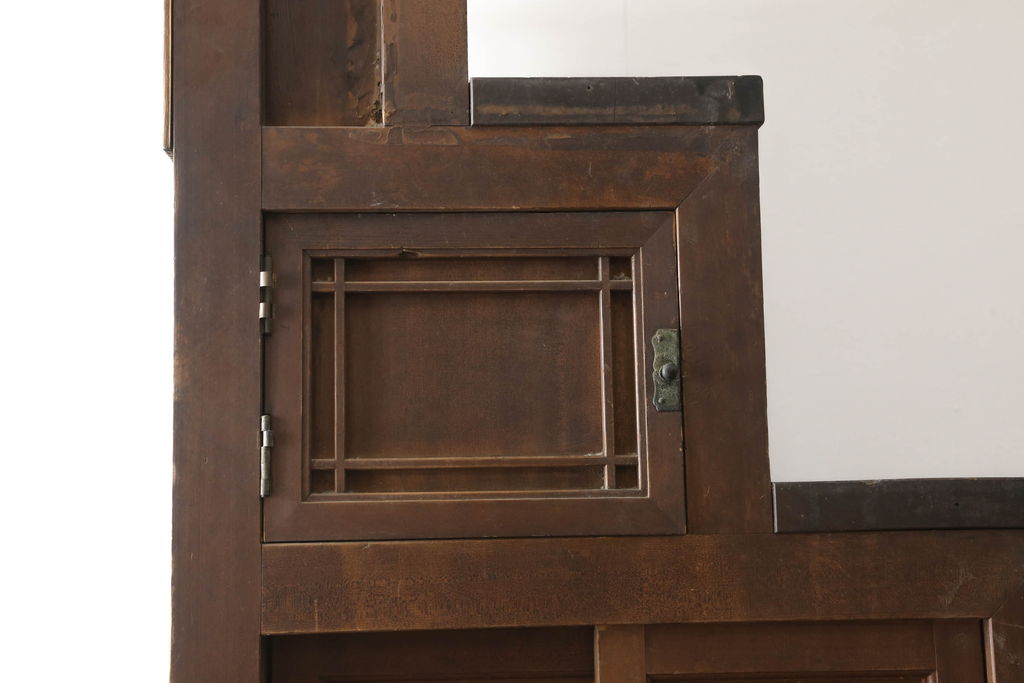 和製アンティーク　前面檜(ヒノキ)材　引き出しと引き戸のバランスが良い二段重ね階段箪笥(和タンス、収納箪笥、時代箪笥)(R-060630)