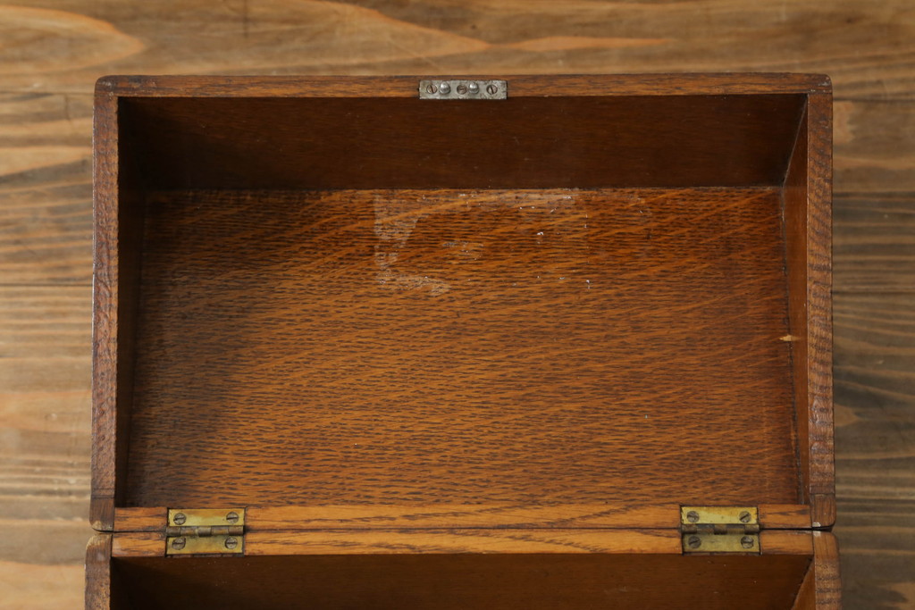 アメリカアンティーク　ナラ(楢)材　シンプルなつくりで和洋どちらの空間にも合わせやすい収納箱(収納ボックス、木製箱、収納ケース、小物入れ)(R-074273)