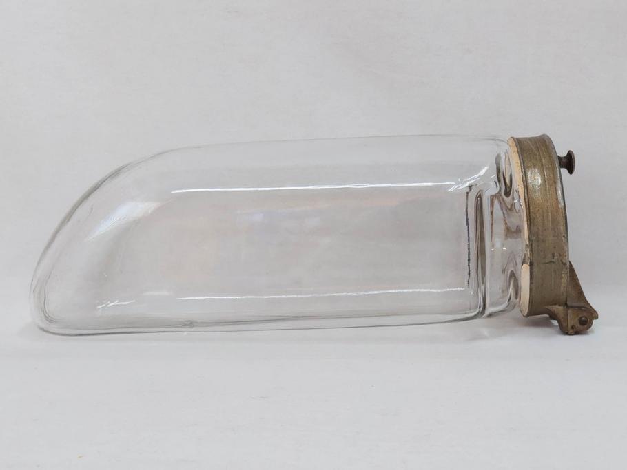 アンティーク雑貨　レトロな空間づくりにおすすめのガラス瓶(ガラスビン、菓子瓶、たばこ瓶、タバコ瓶)(R-074621)