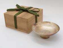 アンティーク雑貨　昭和中期　古い質感が味わい深いアイアン製のカゴ(鉄カゴ、小物入れ、ディスプレイ雑貨)(R-042296)