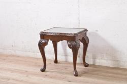 イギリスビンテージ　ウォールナット材　ガラストップ　趣のある佇まいが魅力的なサイドテーブル(コーヒーテーブル、ローテーブル、花台、飾り台、英国、ヴィンテージ)(R-072696)