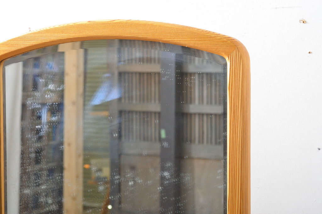 中古　美品　屋久杉　透かし彫りが和の雰囲気を高める姿見(スタンドミラー、鏡)(R-060732)