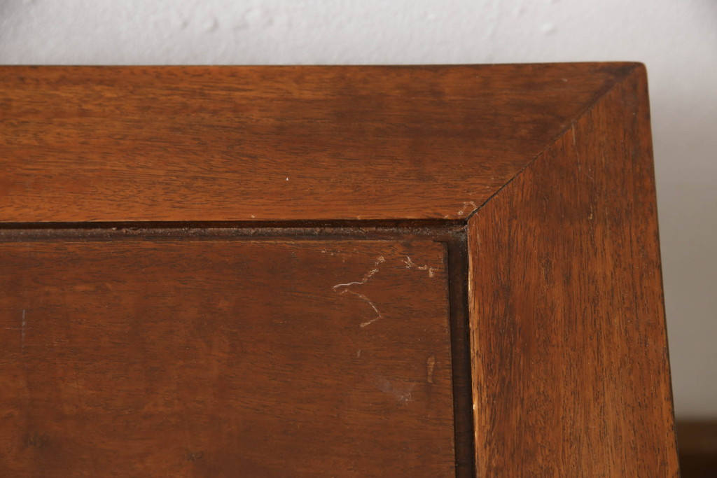 アジアンビンテージ　花梨(カリン)材　引き出し付きサイドテーブル(ナイトテーブル、エンドテーブル、ローテーブル、花台、飾り台、ヴィンテージ)(R-066401)