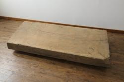 和製アンティーク　特大!!　重厚　古い欅(ケヤキ)材の迫力ある分厚い一枚板(古材、上がり框、テーブル、展示台、陳列台、作業台、天板、材料、資材、DIY)(R-074688)
