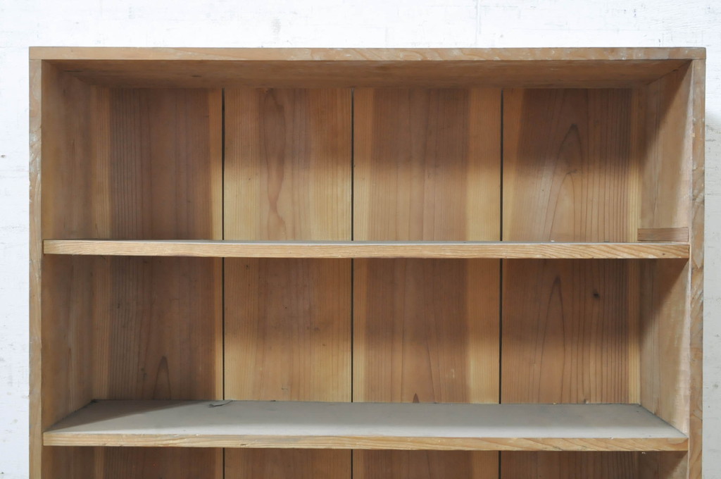 和製アンティーク　古い木味が魅力のシンプルな飾り棚(オープン棚、本棚、ブックシェルフ、オープンラック、ディスプレイラック)(R-072787)