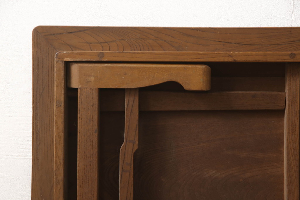 和製アンティーク　総欅(ケヤキ)材　折り畳み式　レトロな佇まいが魅力の座卓(角ちゃぶ台、ローテーブル、センターテーブル、折りたたみテーブル)(R-066372)
