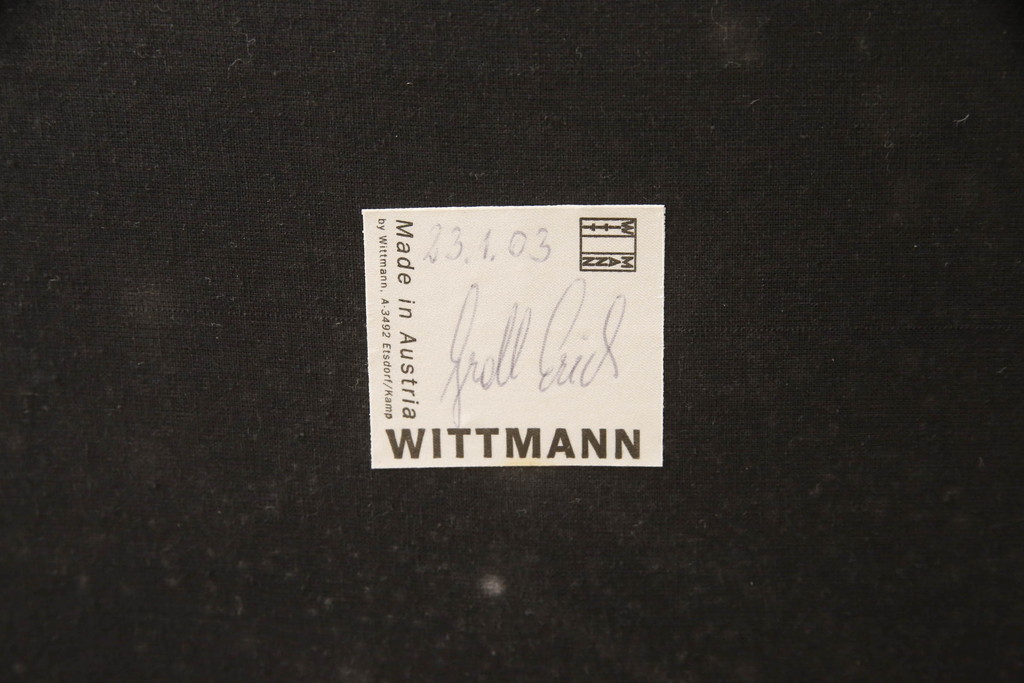 中古　オーストリア製　ヴィットマン(WITTMANN)　本革(レザー)　高級感漂う佇まいが魅力の1人掛けソファ(一人掛け、1P、アームソファ、ラウンジソファ)(R-066414)