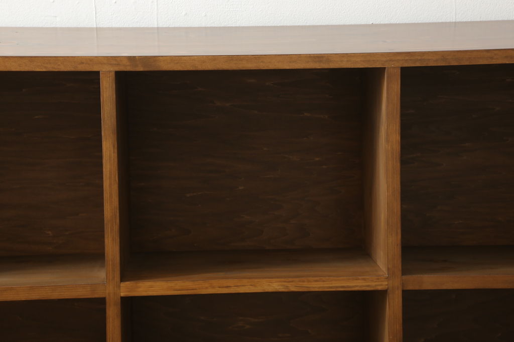 【オーダー家具実例】台形斜め本棚を新規製作!当店商品のデザイン・色味を参考にご希望サイズで製作しました。(ブックシェルフ、ロッカー、飾り棚、収納棚、図書館本棚)