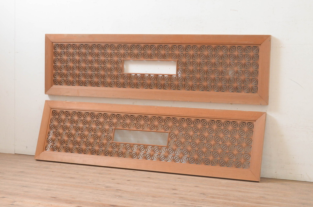 アンティーク建具　片面ガラス　華やかな和の空間を演出する組子欄間2枚セット(明り取り、明かり取り)(R-072981)