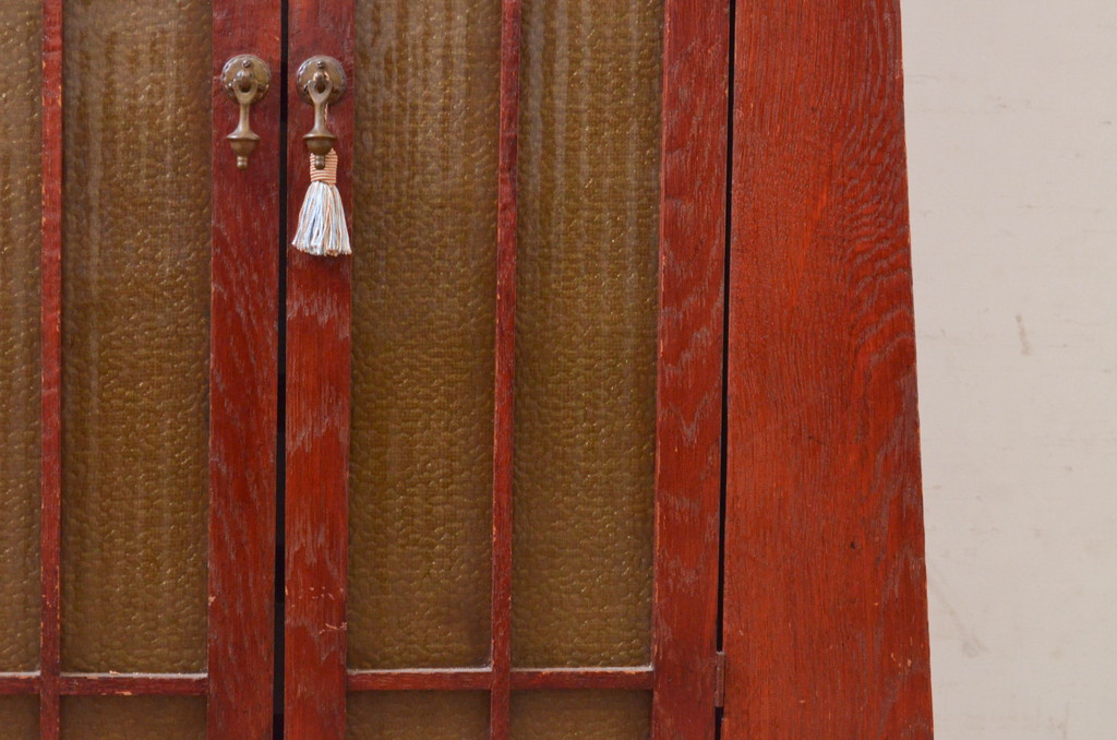 ビンテージ　ユニークなオリエンタルデザインの上開き扉付きキャビネット(収納棚、戸棚、ヴィンテージ)(R-072615)