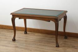中古　Cassina(カッシーナ)製　713　スタイリッシュなデザインがワンランク上の暮らしを演出するローテーブル(センターテーブル、サイドテーブル、ガラス)(定価約46万円)(R-053529)