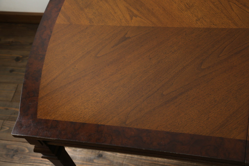 中古　美品　DREXEL HERITAGE(ドレクセルヘリテイジ)　FRANCESCA(フランチェスカ)シリーズ　優美な佇まいのダイニングテーブル(エクステンションテーブル、拡張式テーブル、4人掛け、6人掛け、食卓)(R-074742)