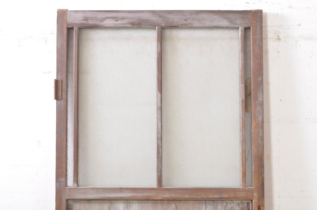 アンティーク建具　どこか懐かしい雰囲気を感じるガラス扉1枚(ドア、ガラス戸)(R-073504)
