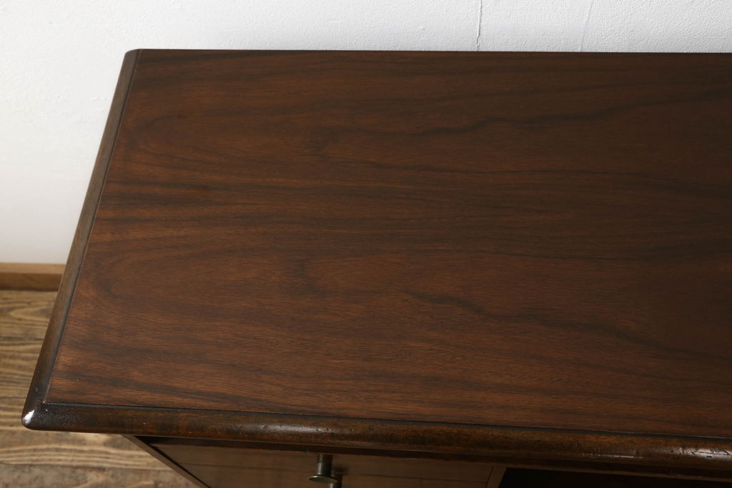 北欧ビンテージ　ローズウッド　スタイリッシュなデザインが素敵な引き出し付きサイドテーブル(コンソールテーブル、サイドボード、ヴィンテージ)(R-054312)