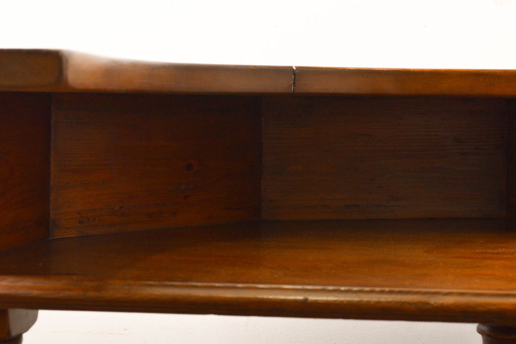 中古　スペイン　バロッサバレンティ(VARO,S.A. VALENTI)　脚部の挽き物加工がエレガントなカウンターテーブル(サイドテーブル、コンソールテーブル)(R-060869)