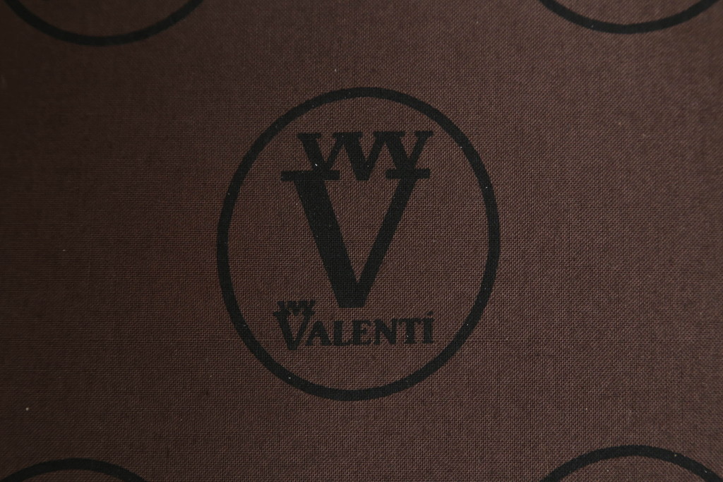 中古　スペイン製　バロッサバレンティ(VARO,S.A. VALENTI)　本革の味わい深い風合いが魅力の1人掛けソファ(一人掛けソファ、1P、アームソファ、レザーソファ)(R-074845)