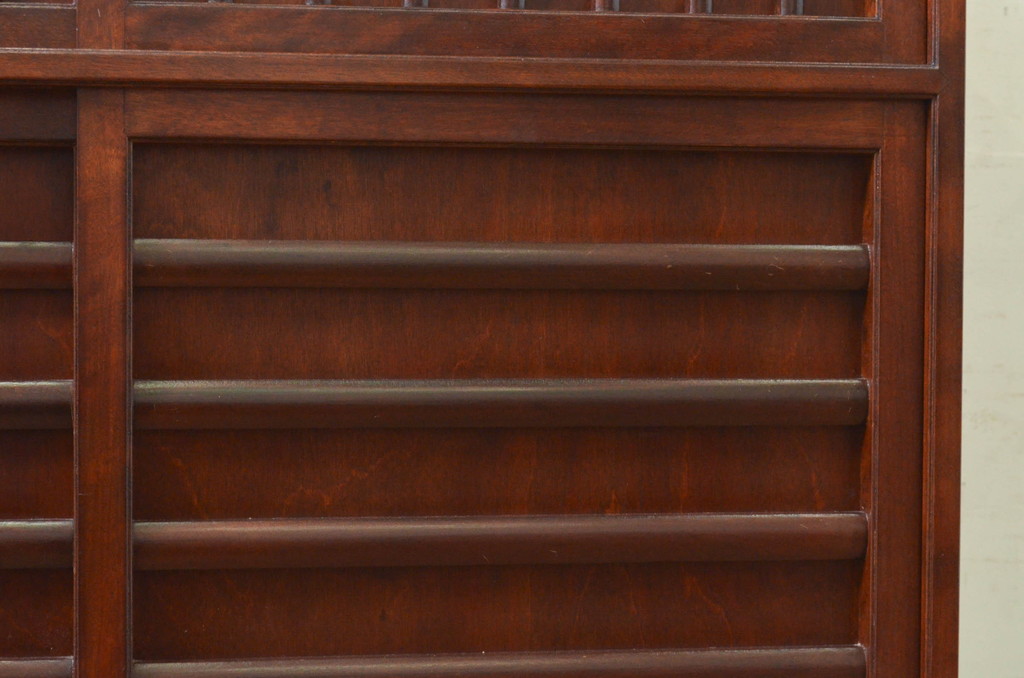 中古　美品　松本民芸家具　MA型　落ち着いた品のある佇まいが魅力的な茶タンス(茶箪笥、茶棚、収納棚、戸棚、引き出し)(定価約52万円)(R-073708)