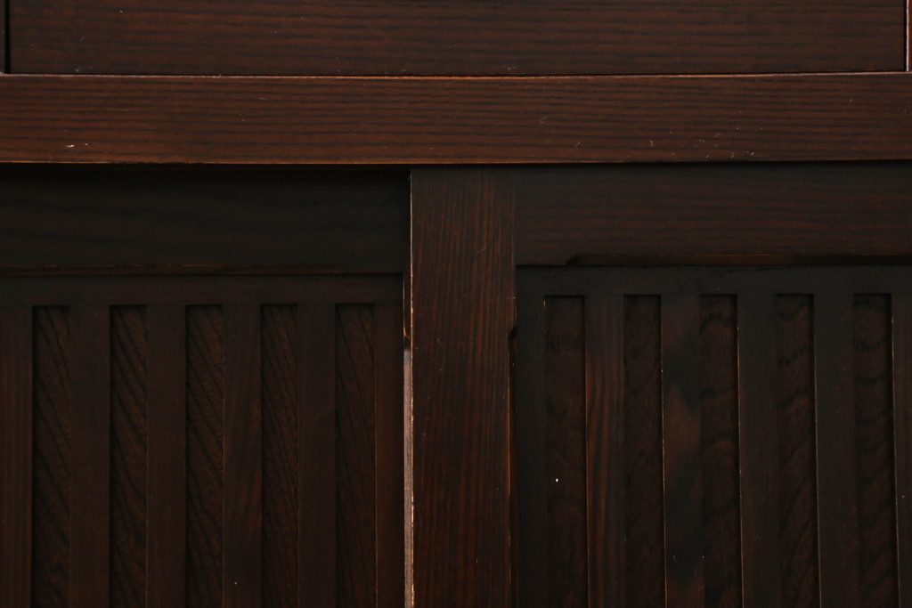 中古　美品　上質な和の空間を演出する水屋箪笥サイドボード(サイドキャビネット、収納棚、戸棚、食器棚、茶箪笥)(R-075019)