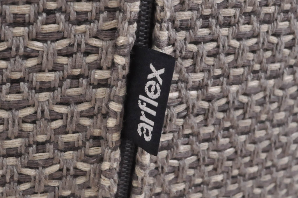 中古　極美品　arflex(アルフレックス)　PANETUN(パネトゥーン)　回転式　シンプルなデザインが魅力のラウンジチェア(パーソナルチェア、一人掛けソファ、1人掛けソファ、アームチェア、回転椅子、回転イス)(定価約30万円)(R-066614)