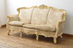 【買取】イタリア高級家具　SILIK(シリック)　ロココ調　3人掛けソファを買取りました。(定価約90万円)