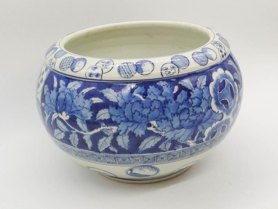 江戸期　上手物　古伊万里　染付　窓絵　丁寧に描かれた様々な絵柄が素敵な鉢(深鉢)(R-075235)