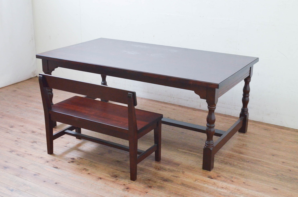 中古　美品　特注品　松本民芸家具　洗練されたモダンな佇まいが魅力のダイニングテーブル(6人掛け、6P、4人掛け、4P、食卓)(R-073676)