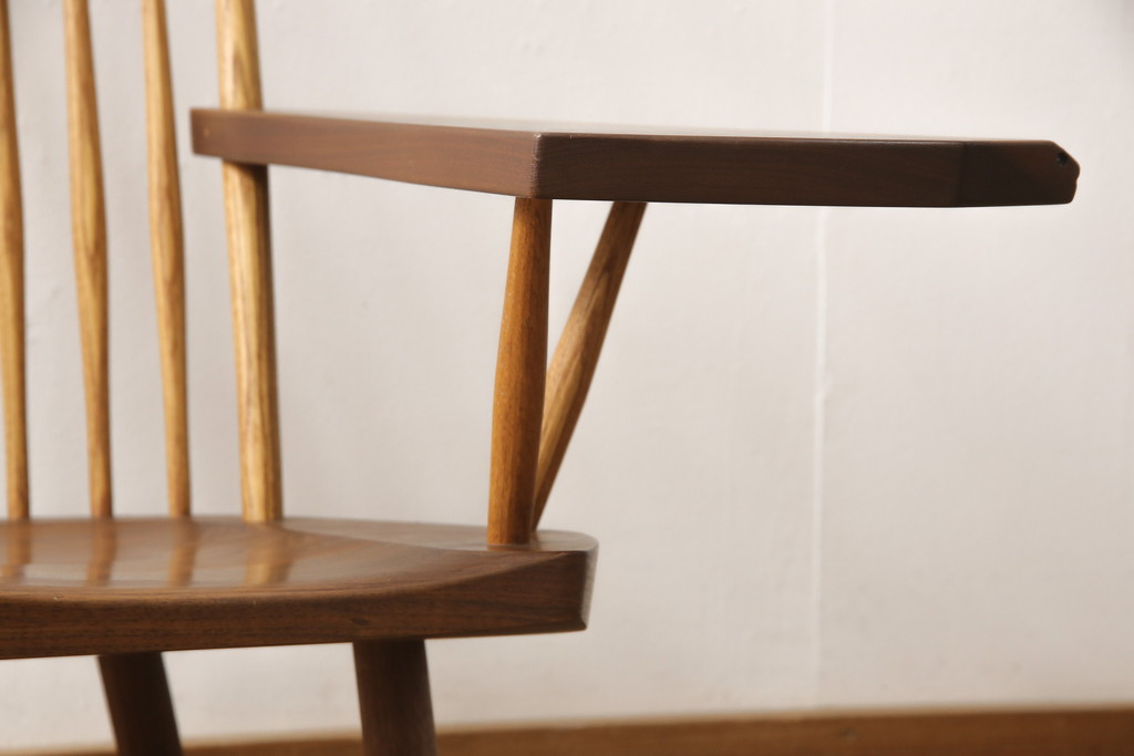 ヴィンテージ　ジョージナカシマ　ウォールナット材製!モダンに洗練された左アーム付きラウンジチェア(イス、椅子、ビンテージ)(R-056539)