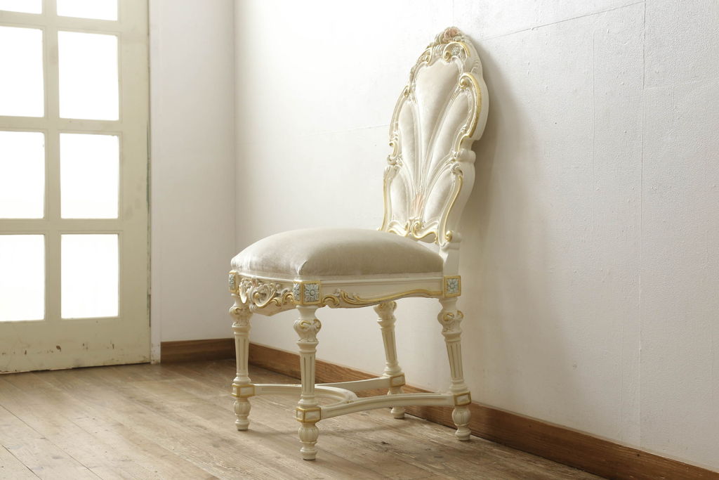 中古　美品　イタリア高級家具　SILIK(シリック)　FIDIAシリーズ　ロココ調　細部まで凝った造りが美しいダイニングチェア(定価約50万円)(椅子、イス、サロンチェア)(R-060293)