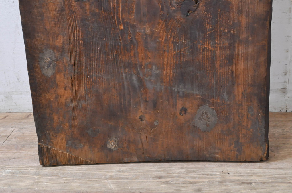 DIYTなどにおすすめ!　松材　味のある風合いが魅力的な古材(テーブル、展示台、陳列台、作業台、天板、材料、資材)(R-068369)