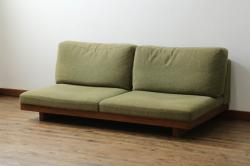 【セミオーダー家具実例】イギリスアンティークのシェーズロングに高品質リペアを施しました。内部のウレタンとお客様よりお持ちいただいた生地で座面と肘置きを張り替えました。(カウチソファ、長椅子)