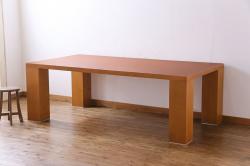 【買取】中古　ユーロカーサ(EURO CASA)　COSTANTINI PIETRO(コスタンチーニ・ピエトロ)　ずっしりとした佇まいのテーブル(ダイニングテーブル、机)