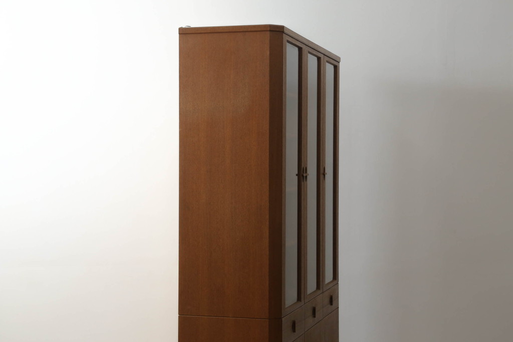 和製ビンテージ　日田工芸　チーク材　モダンな北欧デザインが素敵なキャビネット(食器棚、カップボード、収納棚、戸棚、飾り棚、ヴィンテージ)(R-075199)