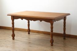 北欧ヴィンテージ　チーク材　幅広いシーンで活躍してくれる!スタイリッシュな佇まいのネストテーブル(飾り台、サイドテーブル、ビンテージ)(R-050238)