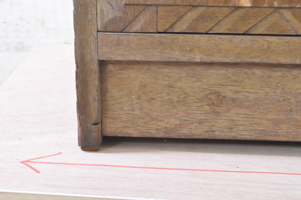 和製ビンテージ　楢(ナラ)材　レトロな佇まいと縁取りデザインが素敵な本箱(本棚、戸棚、収納棚、飾り棚、ブックケース、キャビネット、ヴィンテージ)(R-073875)