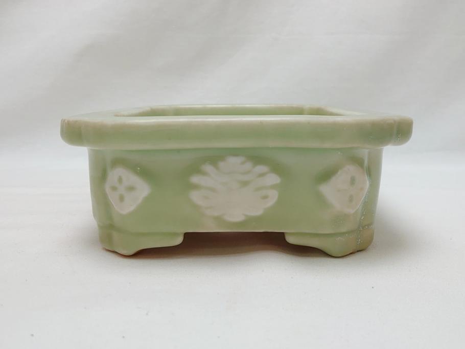 青磁　陽刻　植木鉢(アンティーク雑貨)(R-062915)
